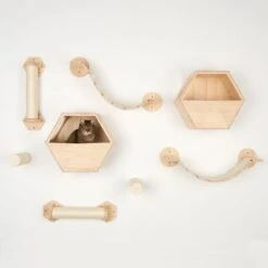 Lulu Wall Mounted Cat Den -Perfect Care Shop 105348 105349 105455 105456 parcour fg 8572 8