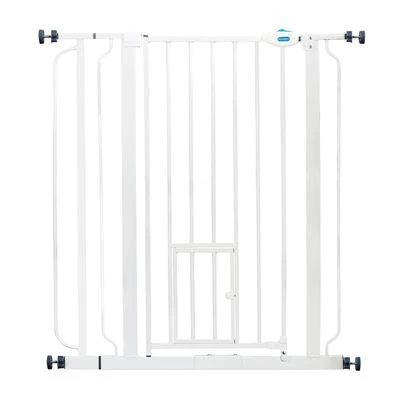 Carlson Extra High Pet Gate With Cat Flap - Image 3