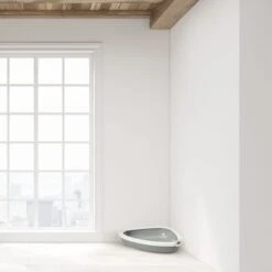 Savic Rincon Corner Litter Tray With Border -Perfect Care Shop 144796 savic rincon ecktoilette rand grauwhite cat hs 05 4