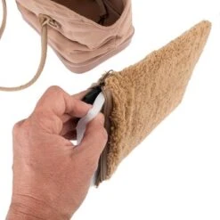 TIAKI Premium Shoulder Bag Camello -Perfect Care Shop 295114 premium umhaengetasche camello fg 4485 3