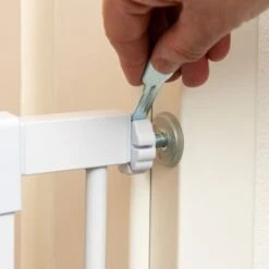 TIAKI White Dog Gate With 7 Cm Extension -Perfect Care Shop 334597 tiaki dog gate white fg 8209 4