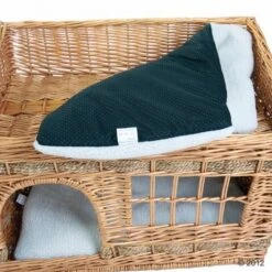 Pueblo Cat Den -Perfect Care Shop 99487 peter pueblo2 07 2012 1